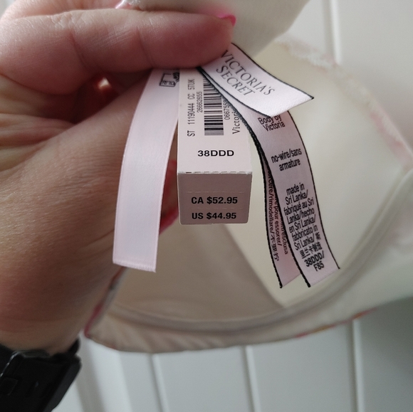 NWT Nursing Victoria's Secret floral wireless nursing bra - Picture 4 of 8